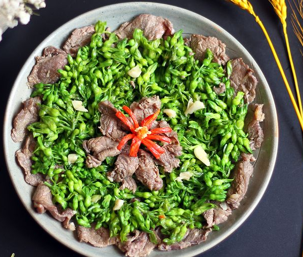 Bò Xào Bông Thiên Lý