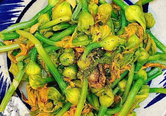 Bông bí xào tỏi