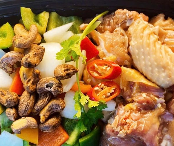 Gà Xào Hạt Điều