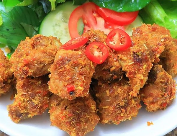 Sườn heo muối sả chiên