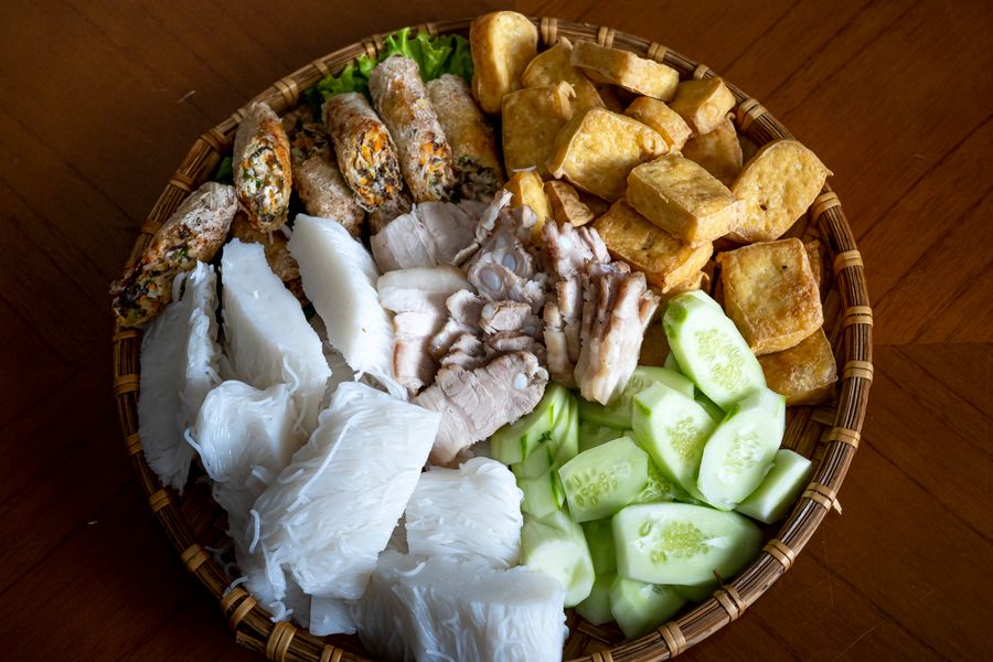Đậu hũ nhồi thịt sốt cà